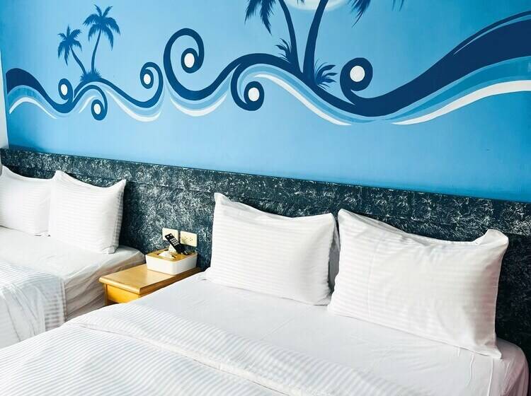 اتاق استاندارد چهار تخته, Wu Li Ting B&b