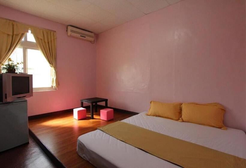 اتاق اکونومی, Wu Li Ting B&b