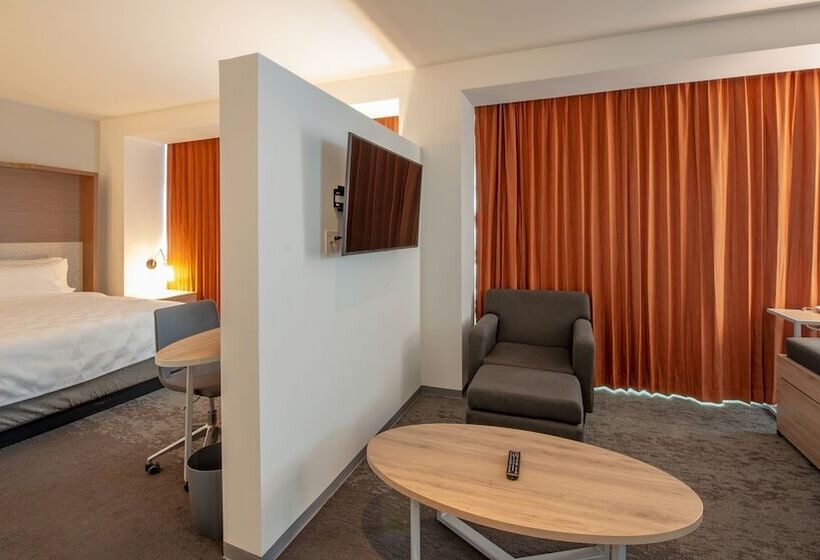 סוויטה, Holiday Inn & Suites Merida La Isla, An Ihg