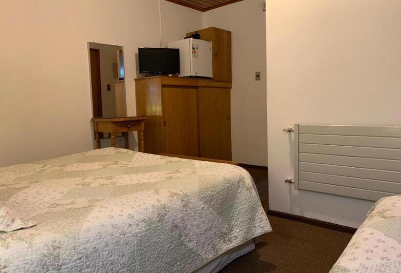 חדר סטנדרט לשלושה, Küyen Ko Pucón