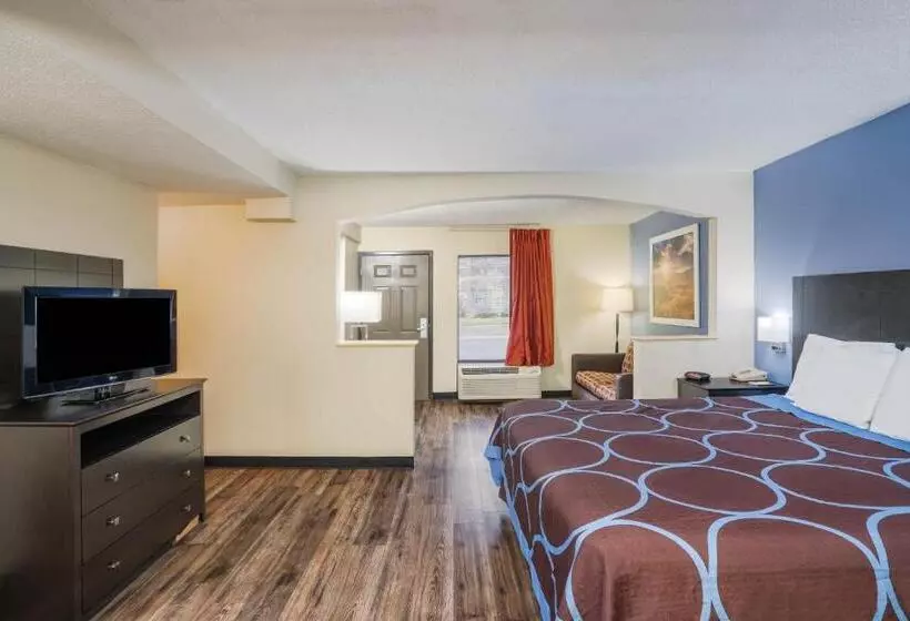 キングサイズベッドのデラックススイート, Days Inn By Wyndham Clarksville North Exit 4