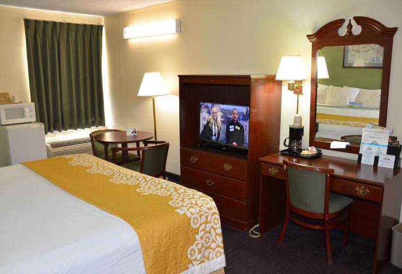 غرفة ديلوكس سرير كينج, Days Inn By Wyndham Southern Hills/oru