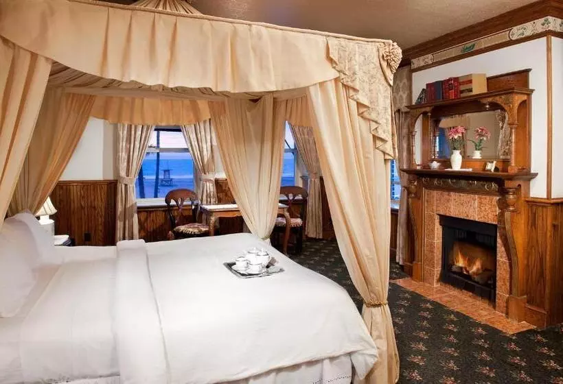 オーシャンビュースタンダードルーム, Doryman's Oceanfront Inn