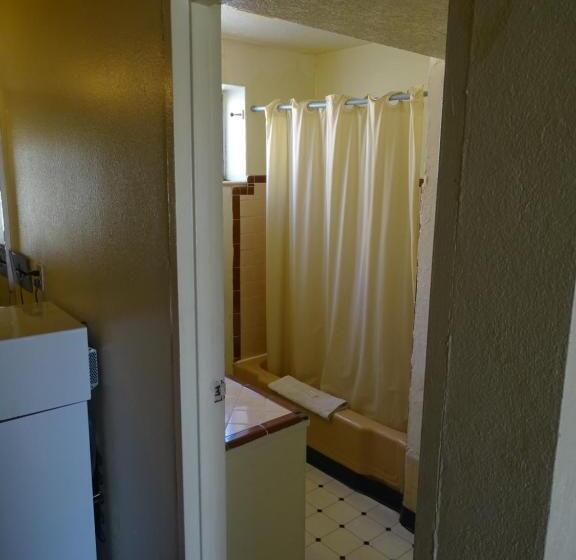Стандартный Номер Кровать Кинг, Downtown Inn