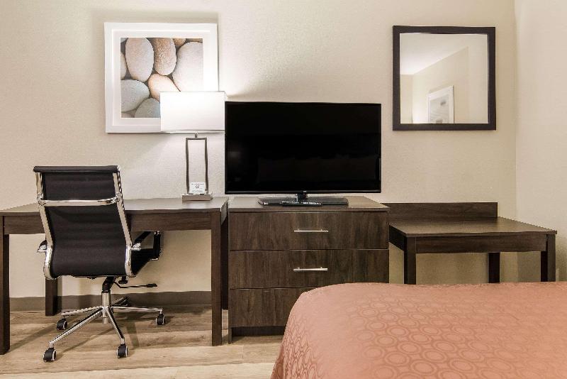 Стандартный Номер Кровать Кинг, Quality Inn & Suites Dallas Cityplace