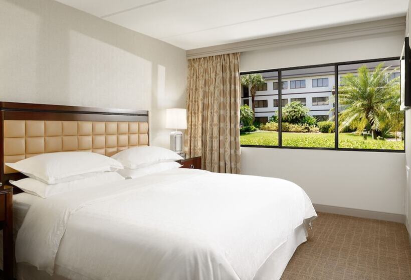Люкс, Sheraton Suites Orlando Airport