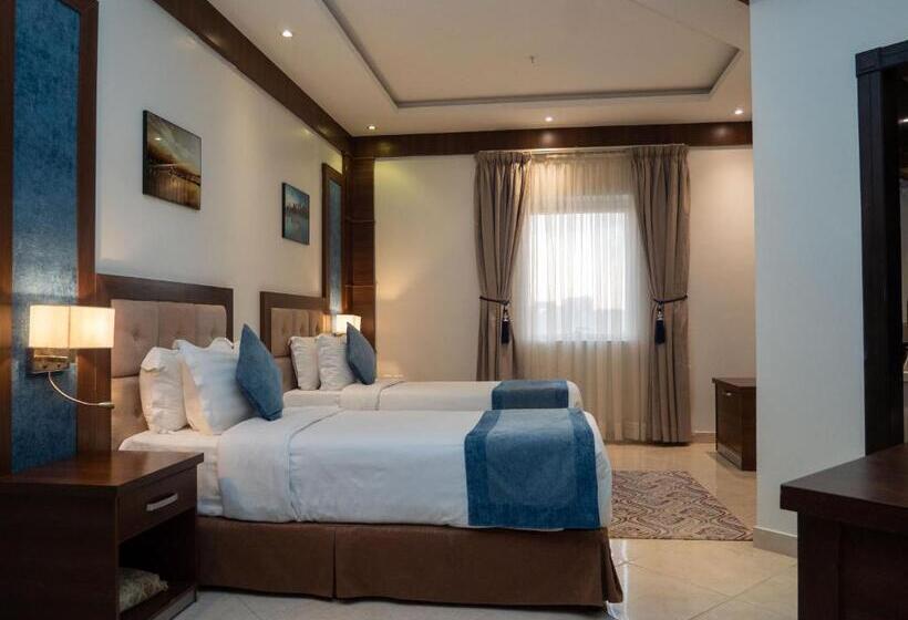 חדר בסיסי, Innyar