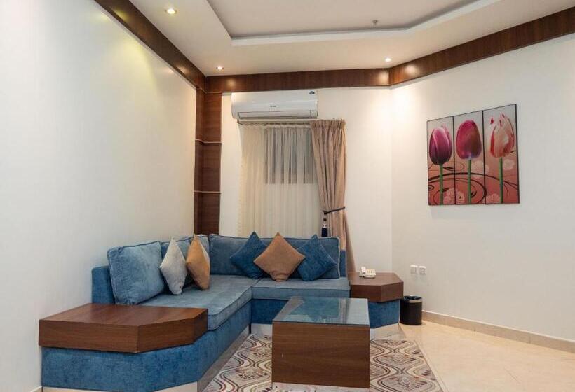 סוויטה אקזקיוטיב, Innyar