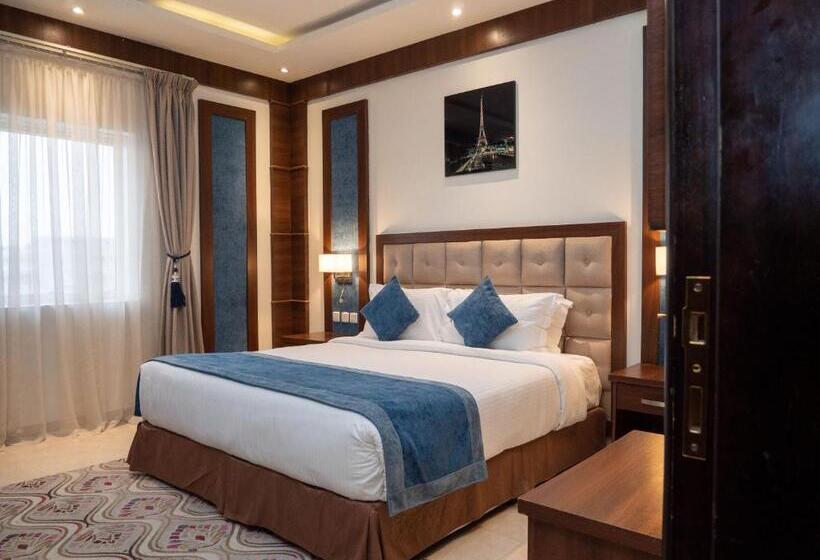 חדר דלוקס, Innyar