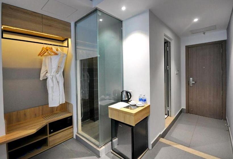 اتاق سوپریور با چشم‌انداز شهر, Anrizon Hotel Nha Trang