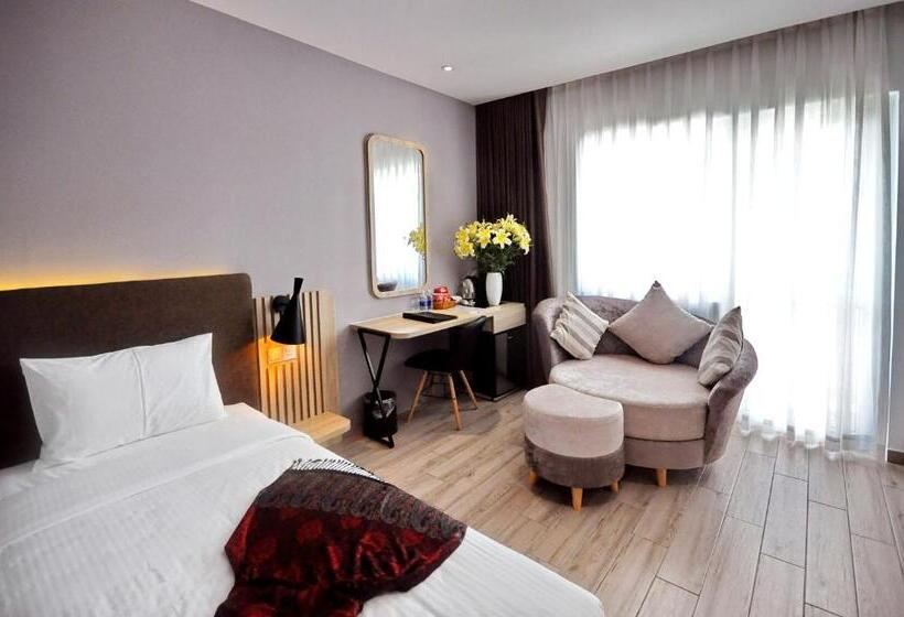 اتاق خانوادگی با چشم‌انداز دریا, Anrizon Hotel Nha Trang