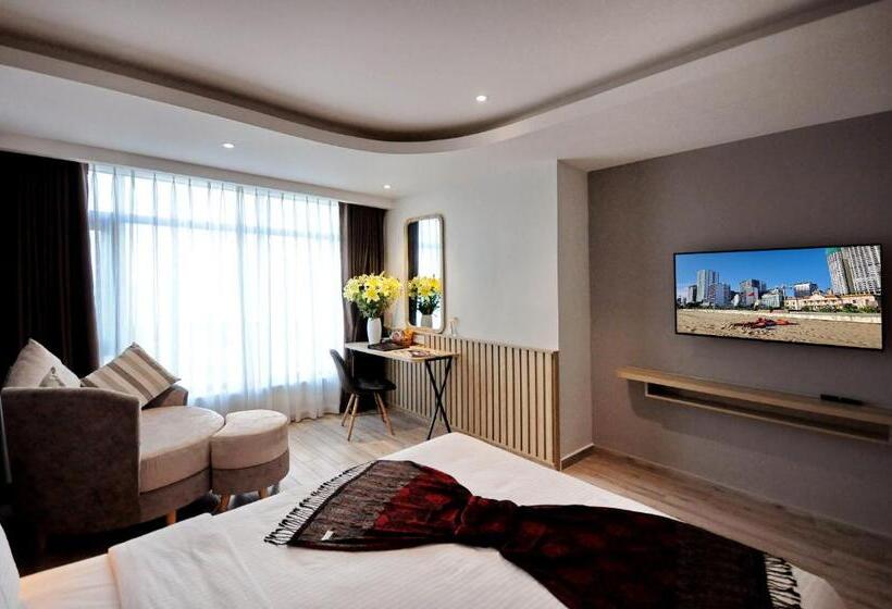 اتاق استاندارد چهار تخته با چشم‌انداز دریا, Anrizon Hotel Nha Trang