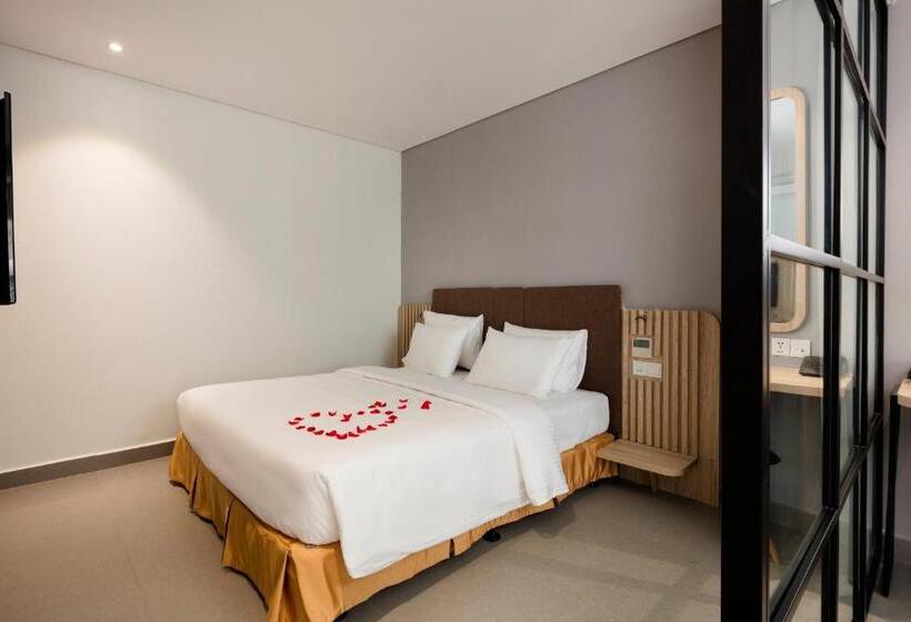 اتاق لوکس با بالکن, Anrizon Hotel Nha Trang