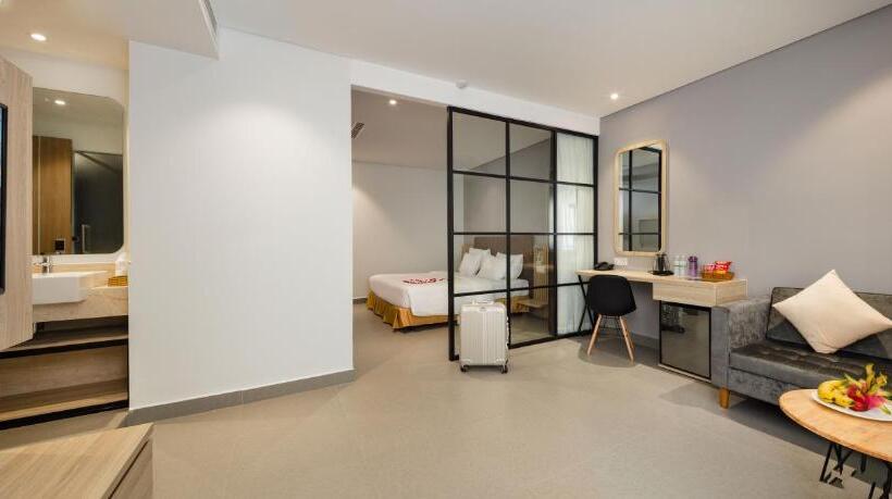 اتاق لوکس با بالکن, Anrizon Hotel Nha Trang