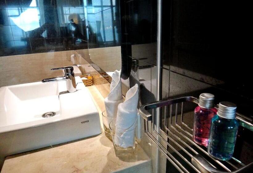 اتاق لوکس با چشم‌انداز دریا, Anrizon Hotel Nha Trang