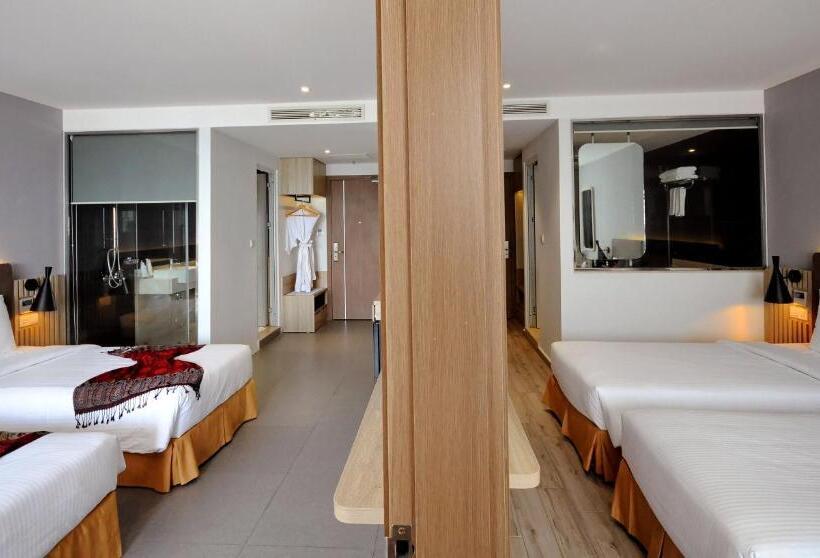 اتاق خانوادگی با چشم‌انداز دریا, Anrizon Hotel Nha Trang