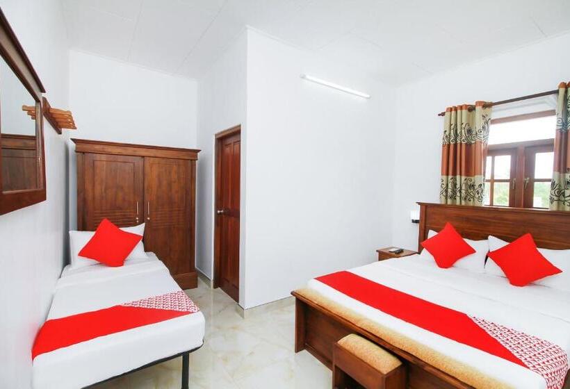 اتاق استاندارد سه نفره, Ryan Residence & Restaurant