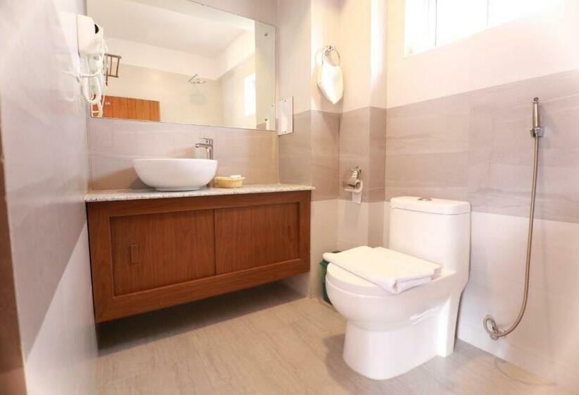 Deluxe-perhehuone, Eco Tree Pvt. Ltd