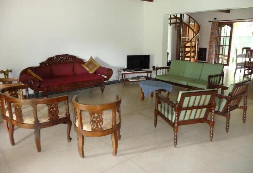 Quarto Standard Banheira Exterior, Cinnamon Bungalow