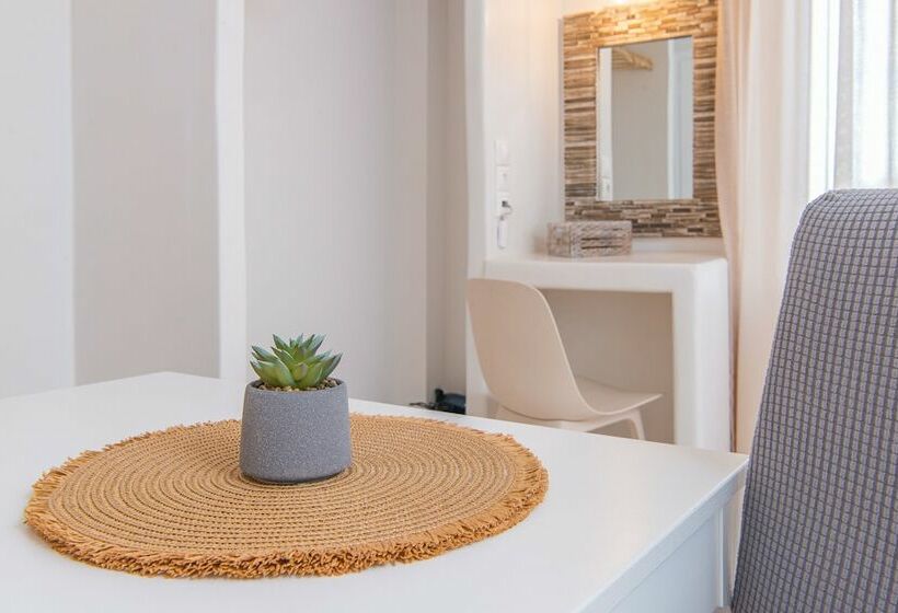 Студия Стандарт Вид на Море, Golden Sunrise Suites