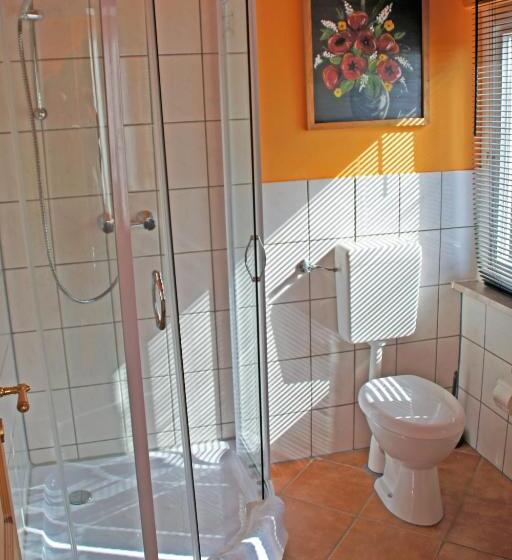 اتاق استاندارد, Pension Mona Lisa