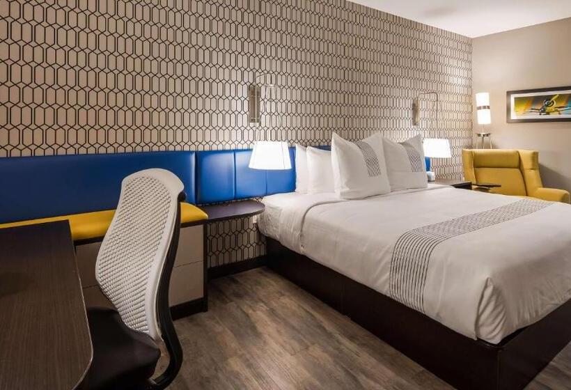 חדר סטנדרט עם מיטת קינג, Glō Best Western Tulsa Catoosa East Route 66