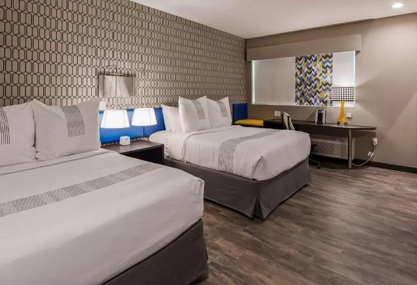 身障者適用スタンダードルーム, Glō Best Western Tulsa Catoosa East Route 66