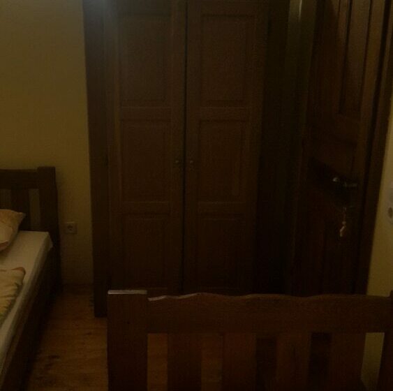 带共用浴室的标准房间, Guesthouse Tonkic