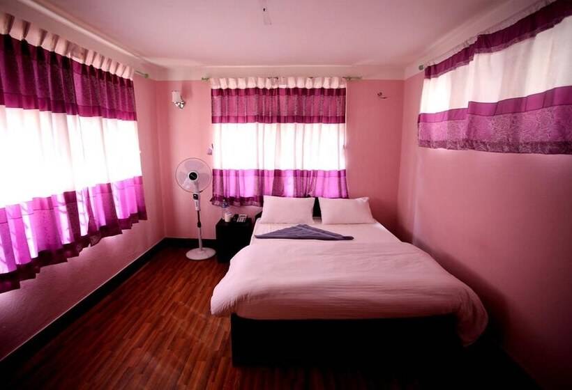 اتاق استاندارد, Mitra Garden Inn