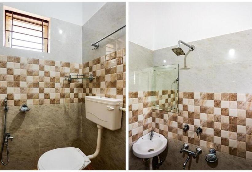 اتاق لوکس سه تخته, O Bijaya Palace