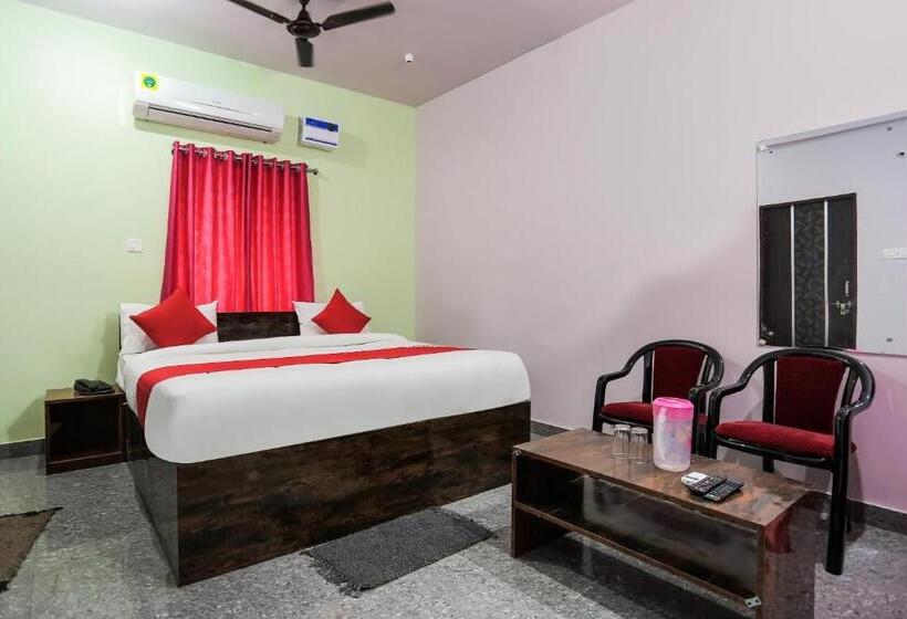 اتاق لوکس سه تخته, O Bijaya Palace