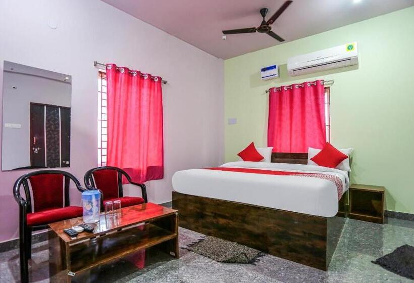 اتاق لوکس سه تخته, O Bijaya Palace