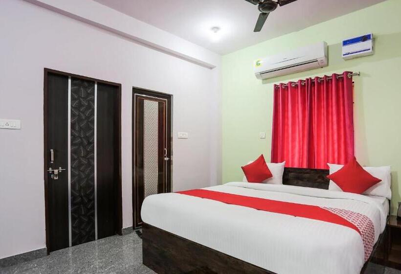 اتاق لوکس سه تخته, O Bijaya Palace