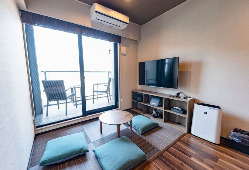 Номер Deluxe, Livemax Resort Atamiseafront