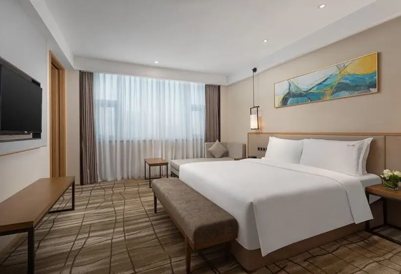 スイート, Holiday Inn Chengdu Airport, An Ihg