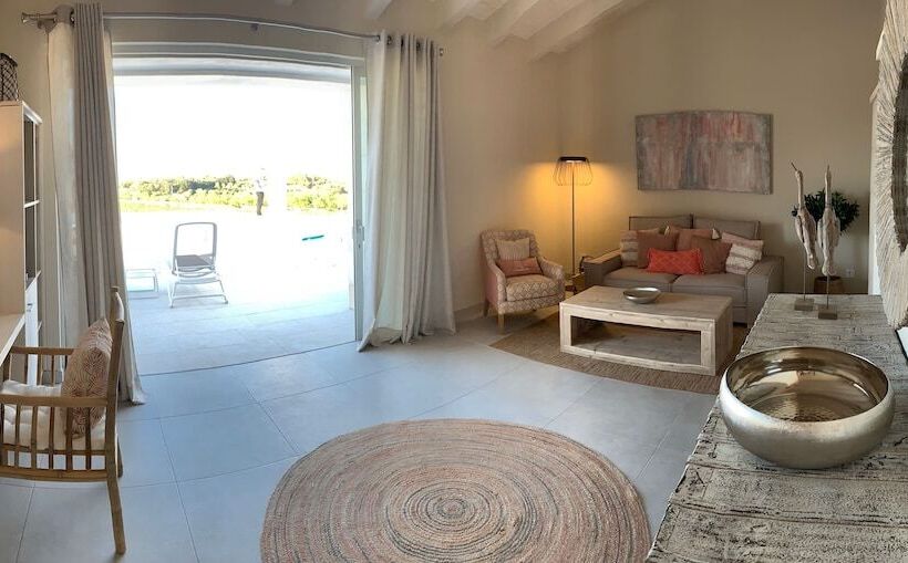 جناح ديلوكس, Agroturismo Llucasaldent Gran Menorca Adults Only