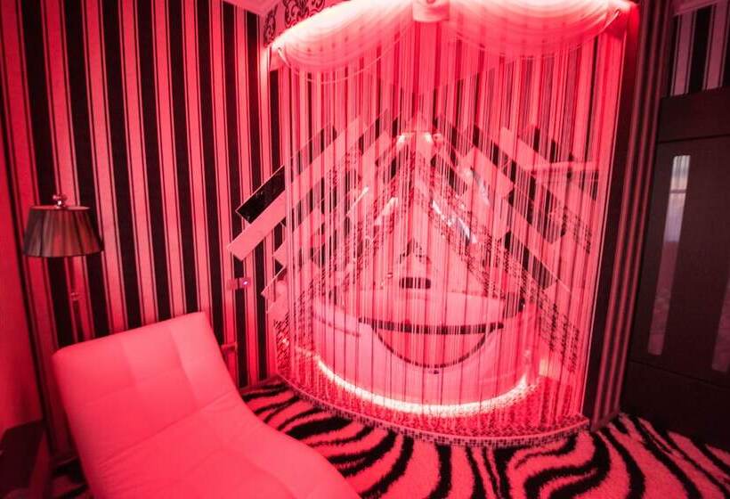 سوییت لوکس, Gostinitsa Kentavr