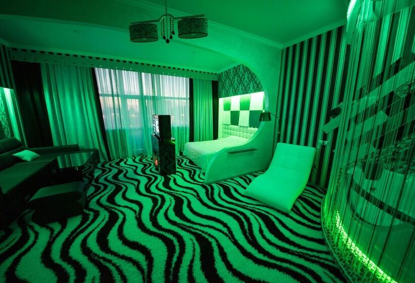 سوییت لوکس, Gostinitsa Kentavr