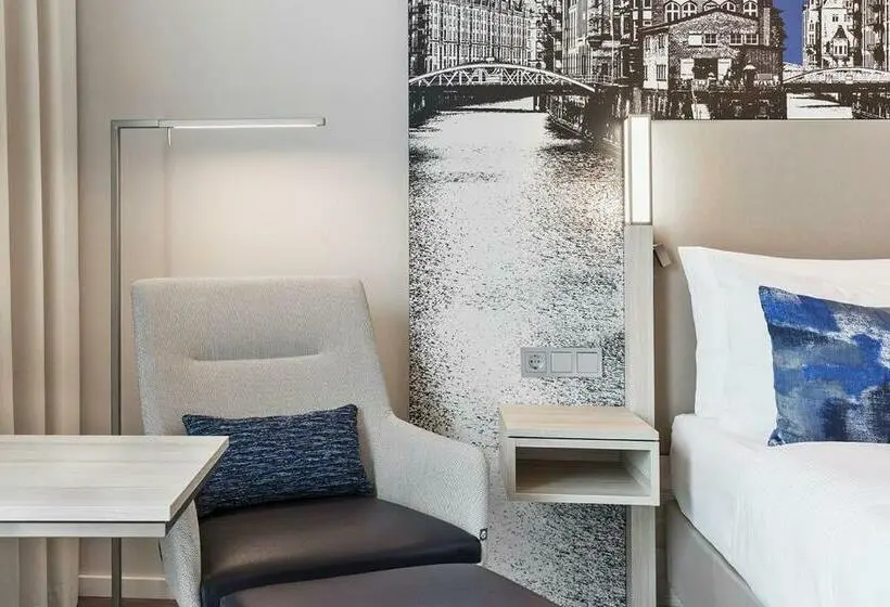Standard-huone King-vuode, Courtyard By Marriott Hamburg City