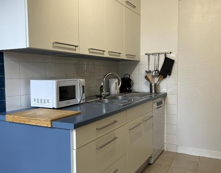 דירת שני חדרים, Kan Avel