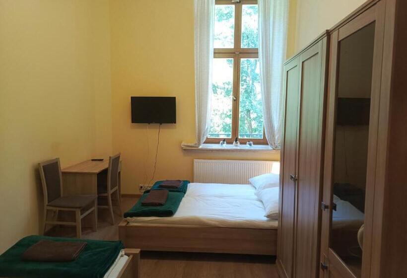 スタンダードトリプルルーム, Dobry Zakątek Dom Rekolekcyjny