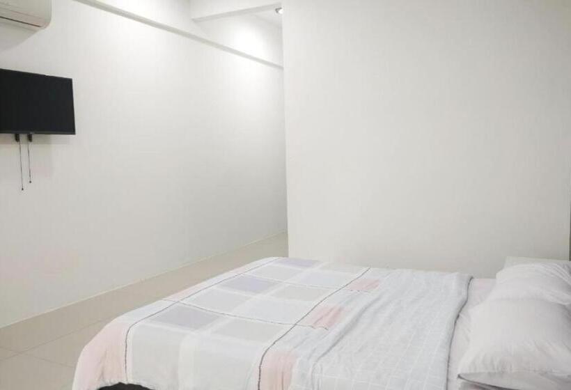 חדר דלוקס, Summer Inn