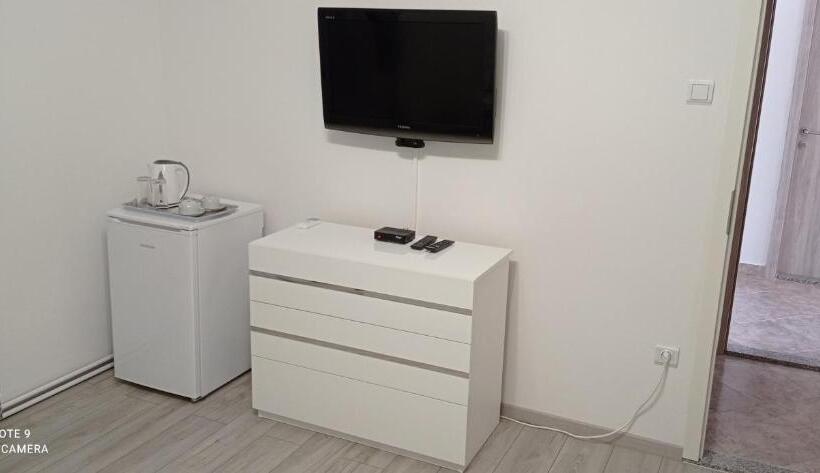 Pokój Deluxe, Viktor Rooms And Apartments