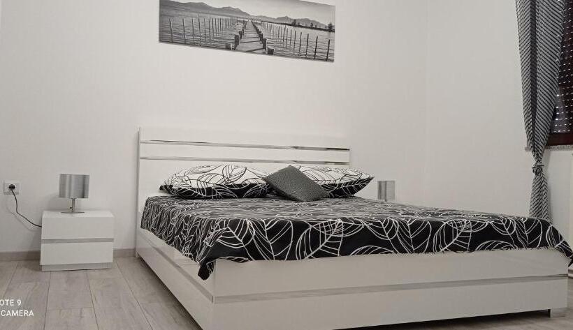 Pokój Deluxe, Viktor Rooms And Apartments