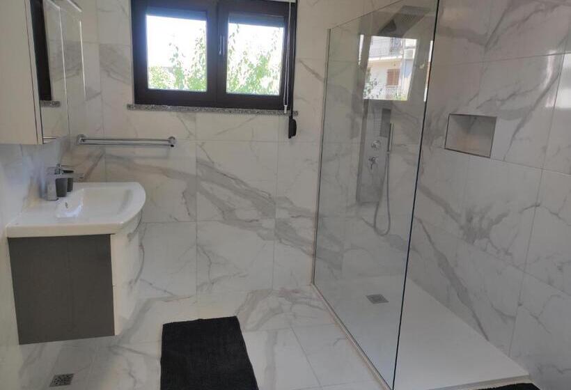 Standard Studio, Viktor Rooms And Apartments