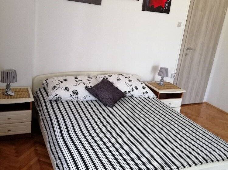 Pokój Deluxe, Viktor Rooms And Apartments