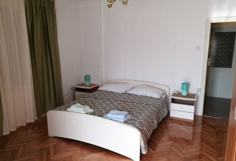 Pokój Deluxe, Viktor Rooms And Apartments