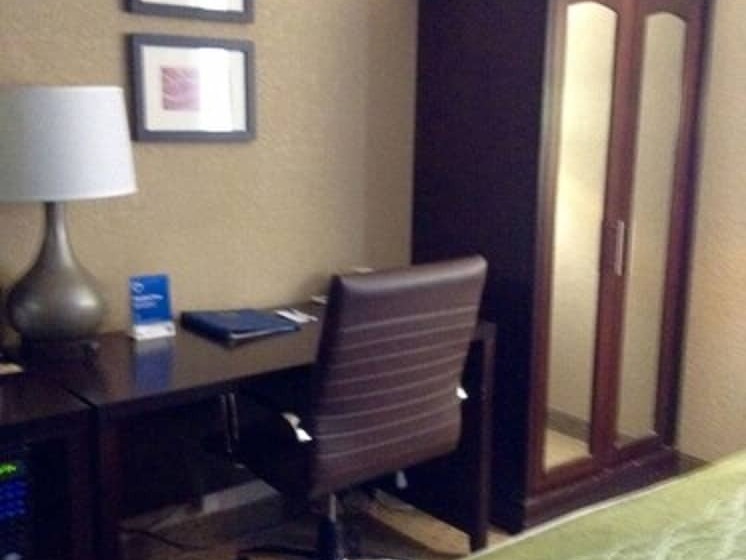 스탠다드 룸 더블 침대 2개, Comfort Inn & Suites Evansville Airport