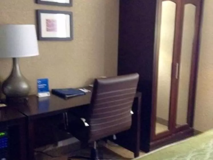 ２ダブルベッドのスタンダードルーム, Comfort Inn & Suites Evansville Airport