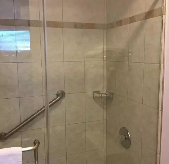 اتاق استاندارد با 2 تخت دوبل, Econo Lodge South